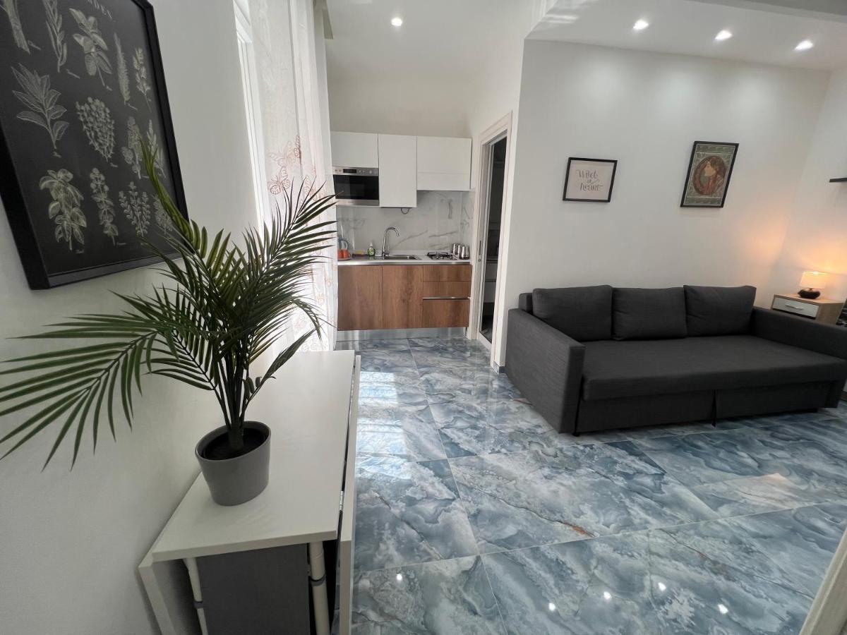 Borgo 1313 Napoli Apartment Ngoại thất bức ảnh